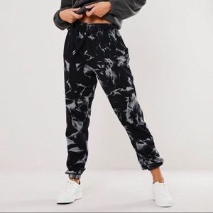 Missguided tie die 90s Joggers in grey